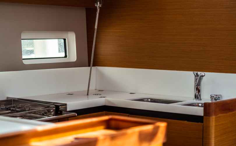 Sun Odyssey 440