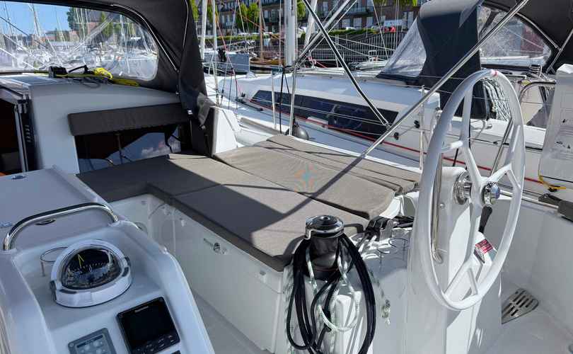 Sun Odyssey 440