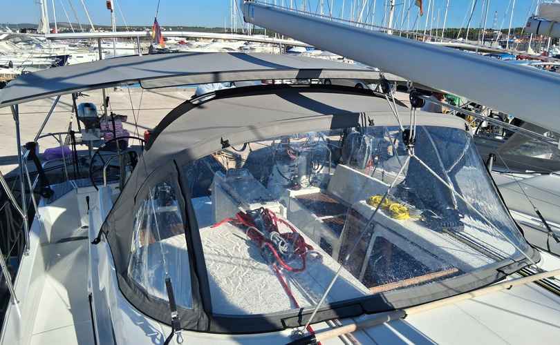 Sun Odyssey 440