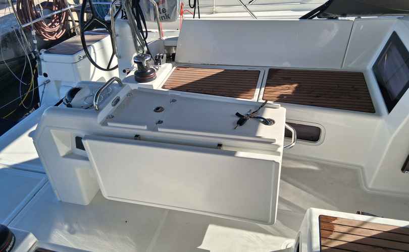 Sun Odyssey 440