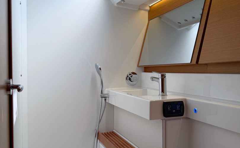 Sun Odyssey 440