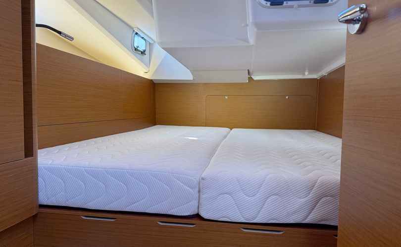 Sun Odyssey 440