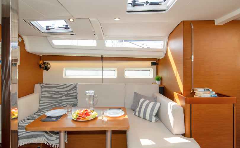Photo Sun Odyssey 440 (2023)