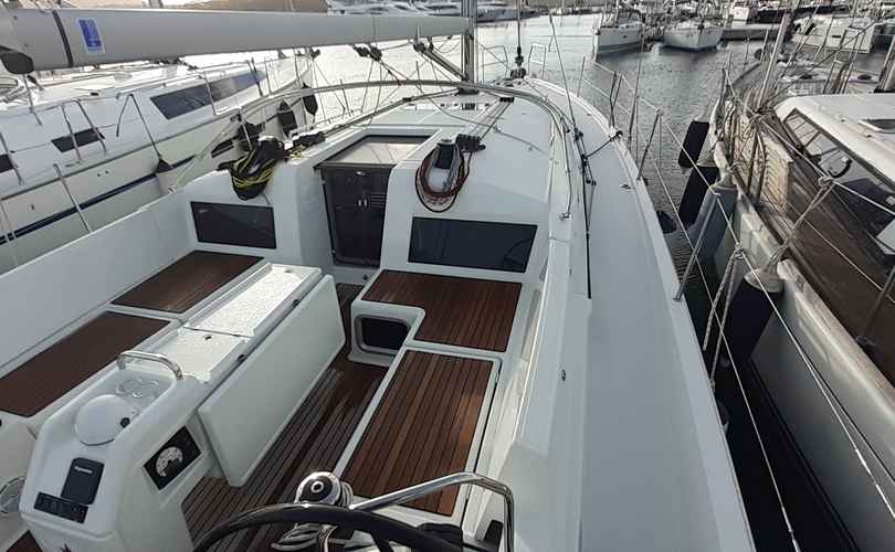 Sun Odyssey 440
