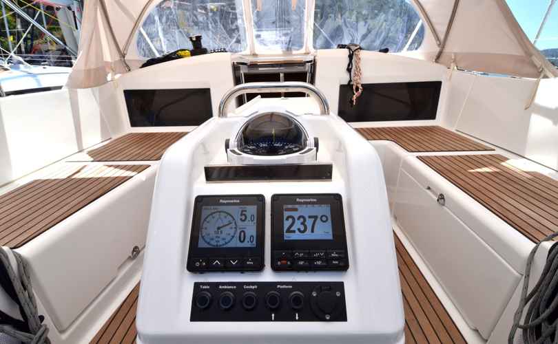 Sun Odyssey 440