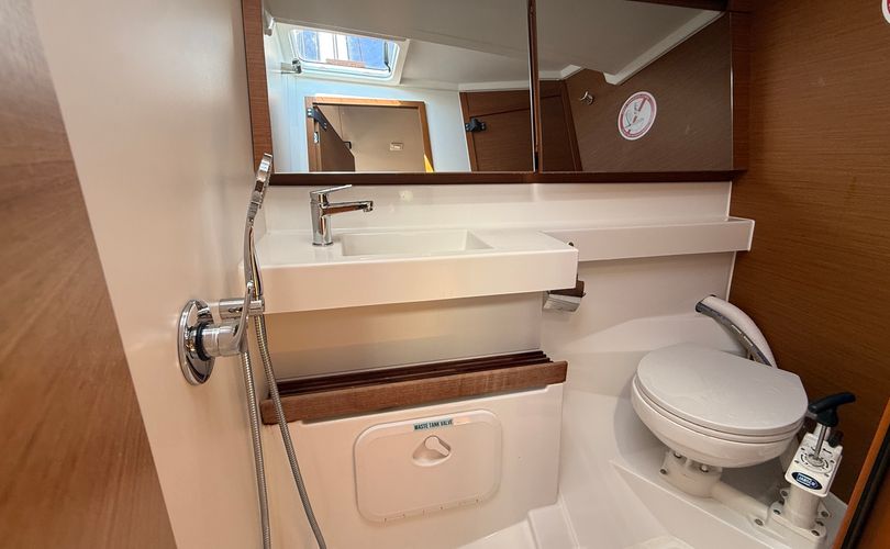 Photo Sun Odyssey 440 (2024)