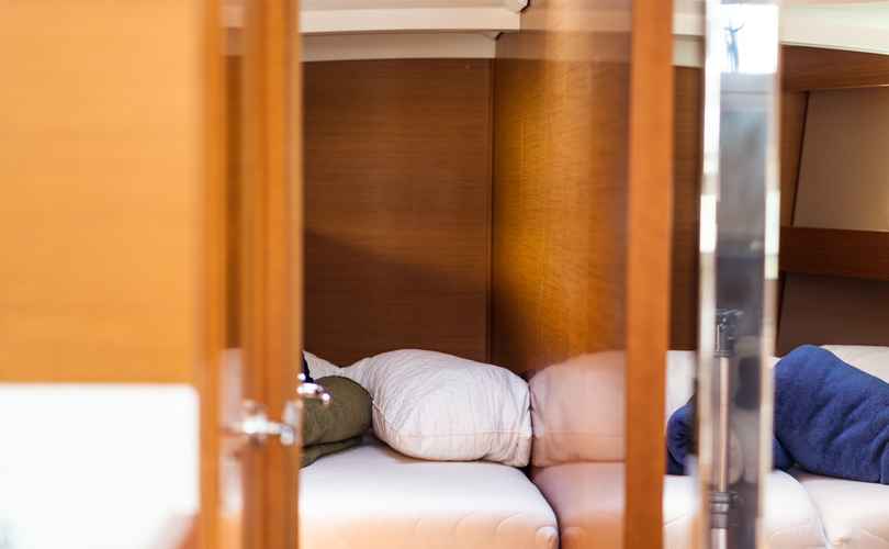 Sun Odyssey 440