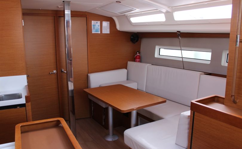 Photo Sun Odyssey 440 (Classic)