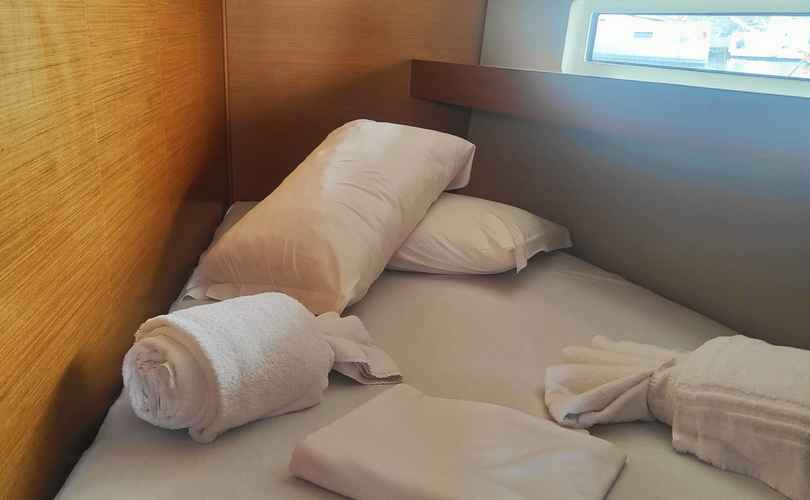 Sun Odyssey 440