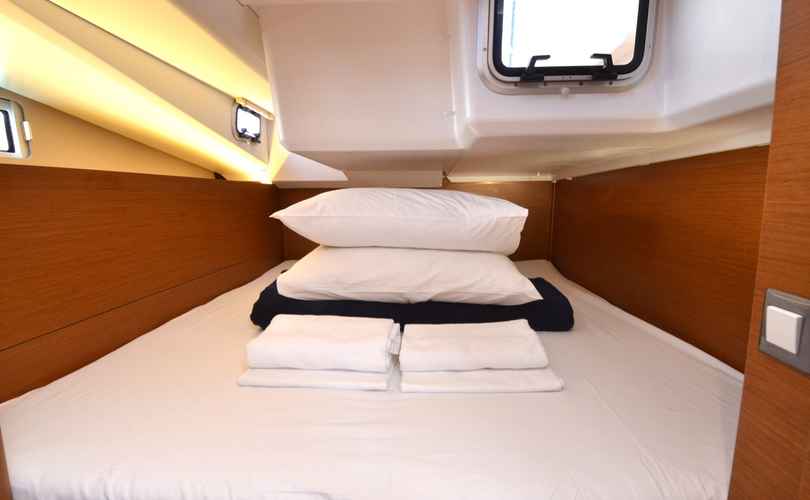 Sun Odyssey 440