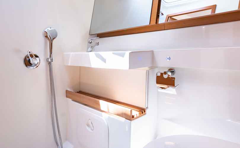 Sun Odyssey 440