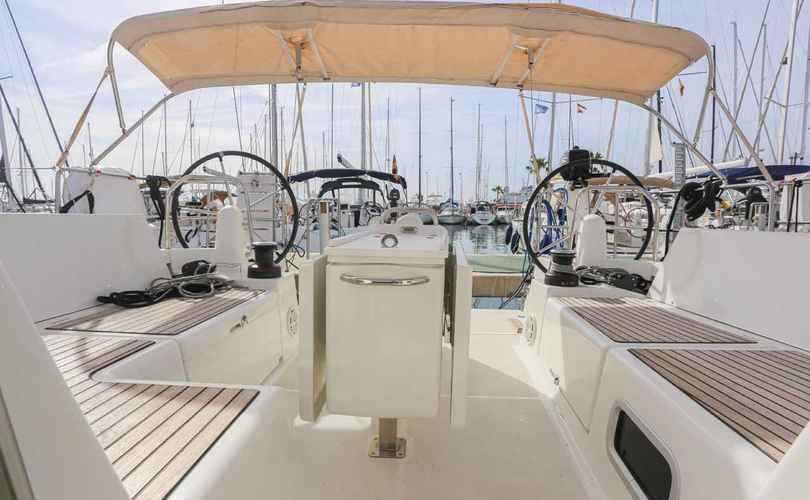 Sun Odyssey 440
