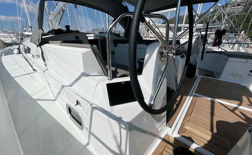 Sun Odyssey 440