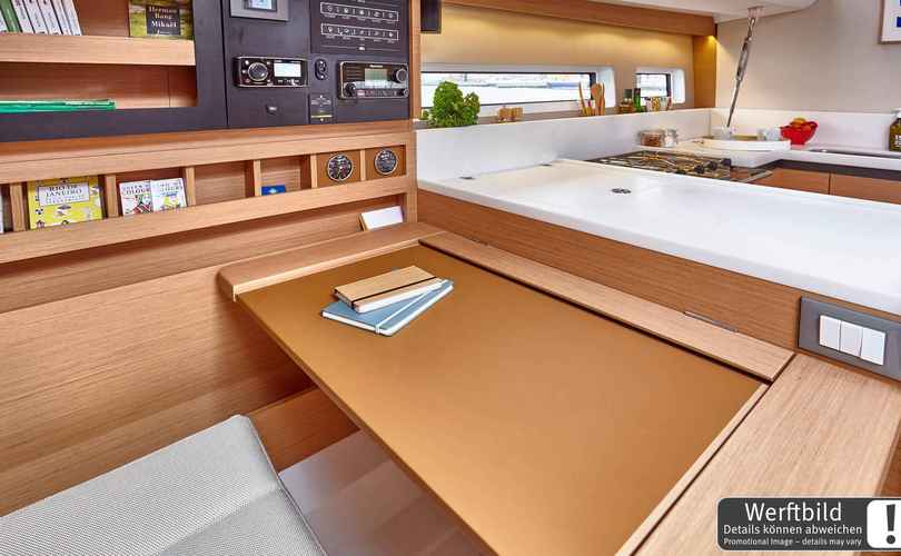 Sun Odyssey 440