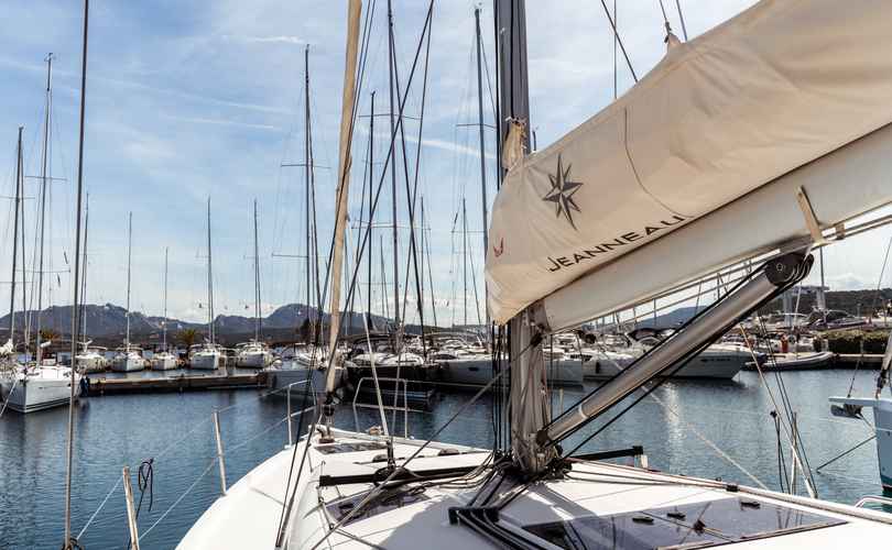 Sun Odyssey 440