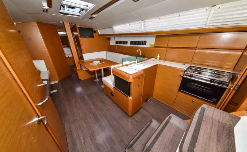 Sun Odyssey 449