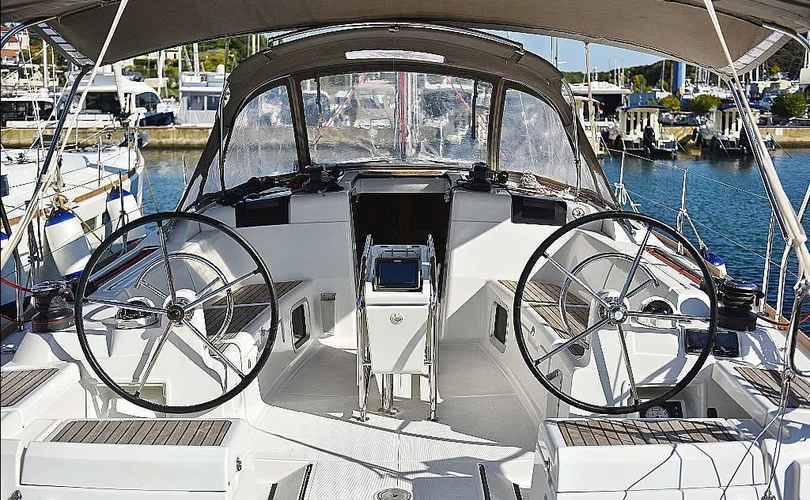 Photo Sun Odyssey 449 (2016)