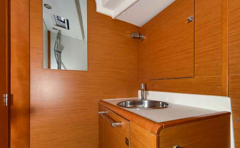 Sun Odyssey 449