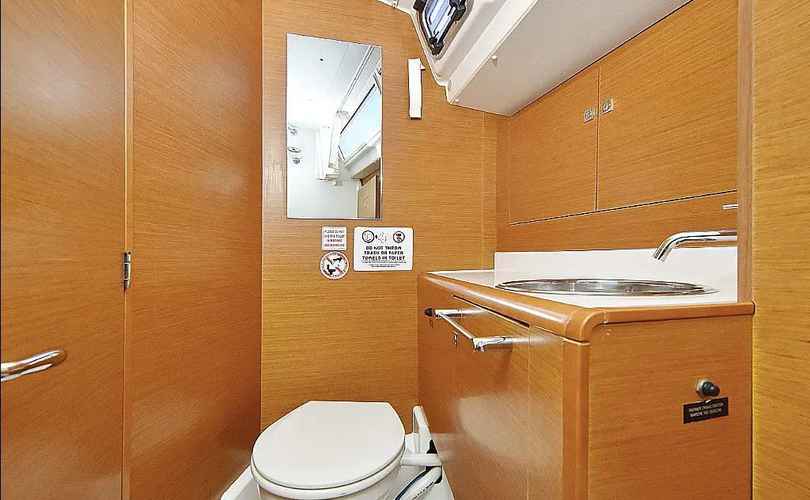 Photo Sun Odyssey 449 (2016)