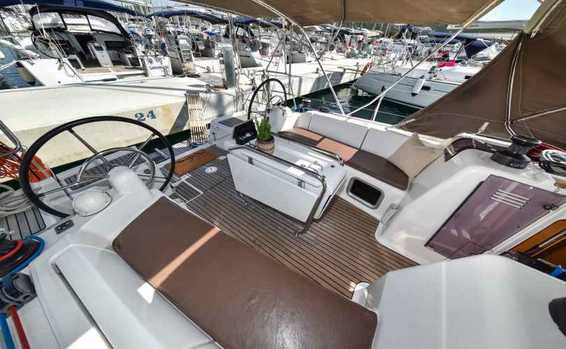 Sun Odyssey 449