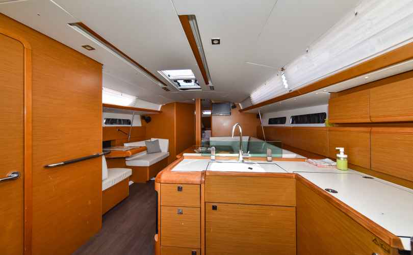 Sun Odyssey 449