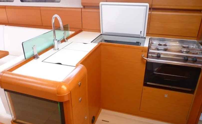 Photo Sun Odyssey 449 (2017)