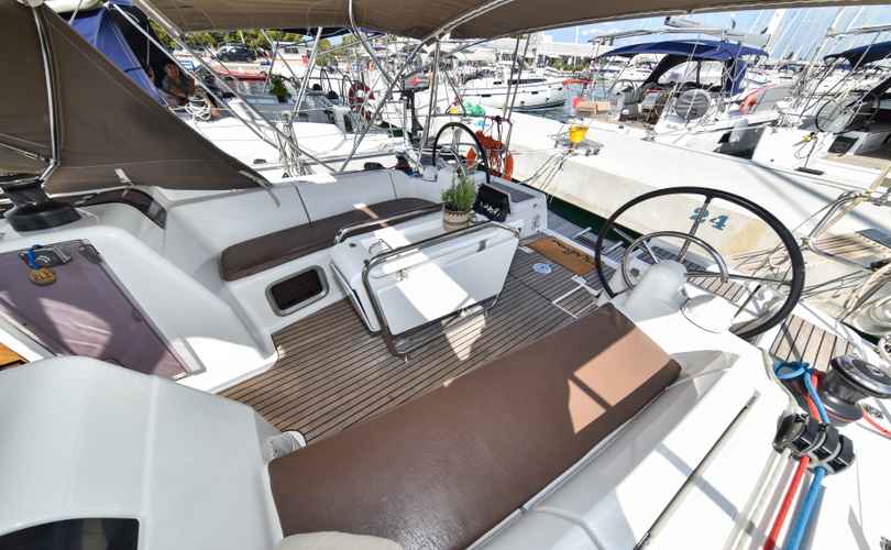 Sun Odyssey 449