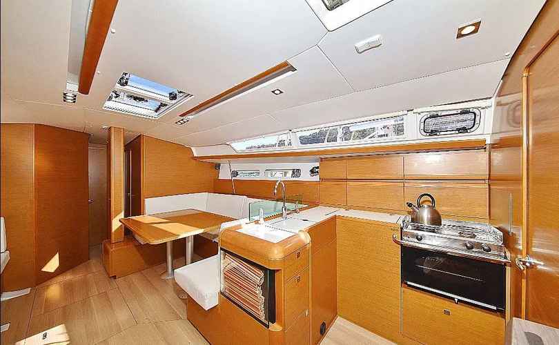 Photo Sun Odyssey 449 (2016)