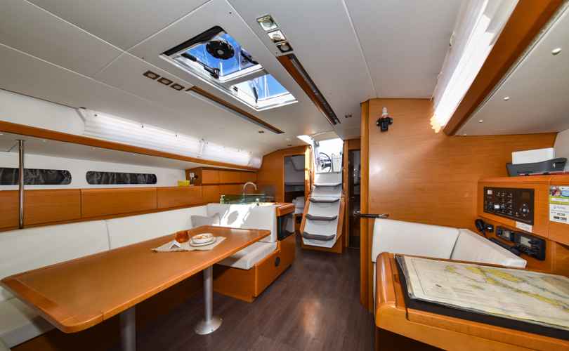 Sun Odyssey 449