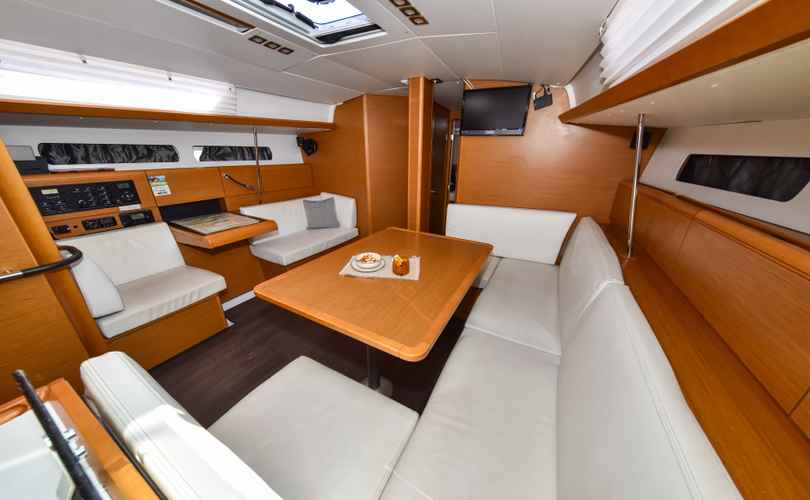 Sun Odyssey 449