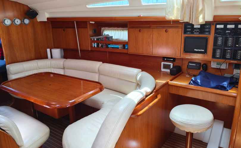 Sun Odyssey 45