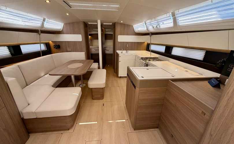 Sun Odyssey 455