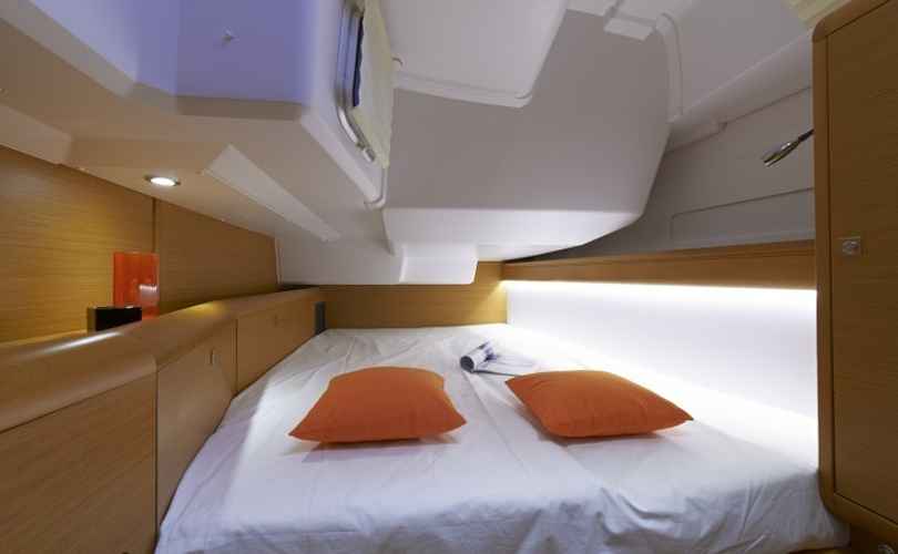Sun Odyssey 479