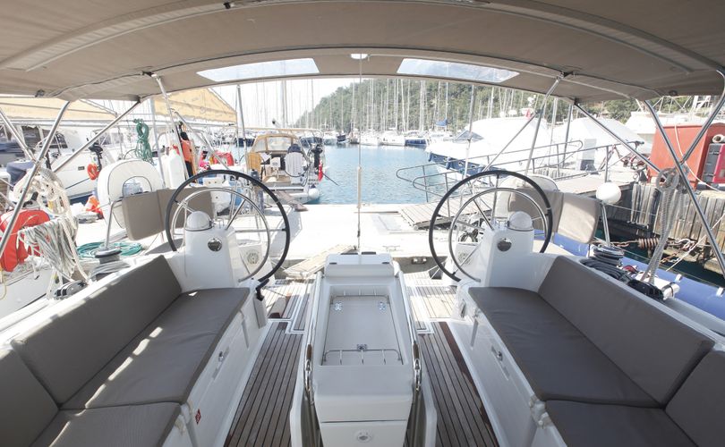 Photo Sun Odyssey 479 (2016)