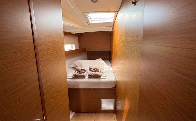 Sun Odyssey 490