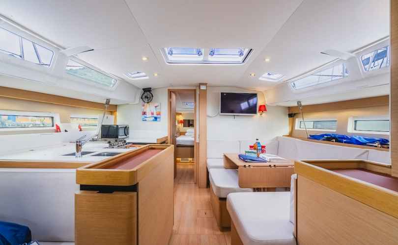 Sun Odyssey 490