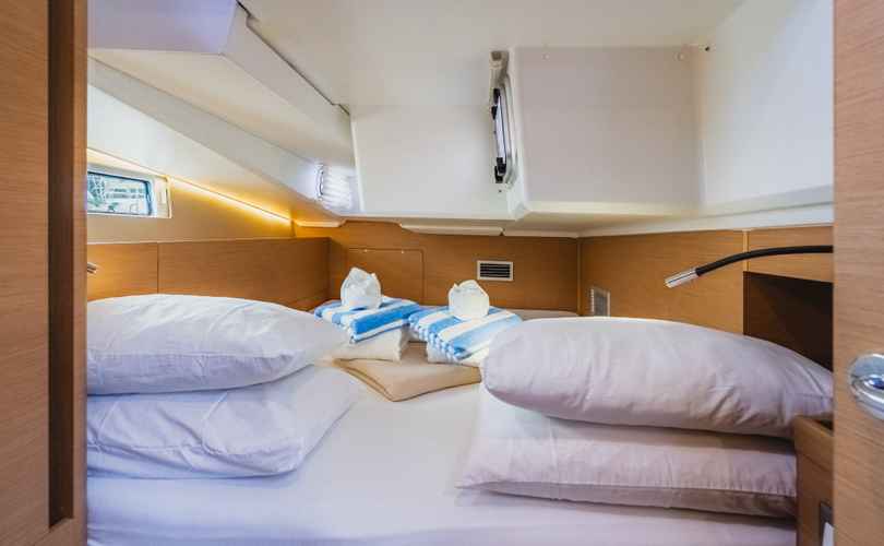 Sun Odyssey 490