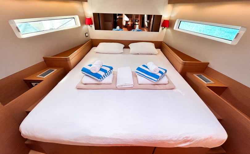 Sun Odyssey 490