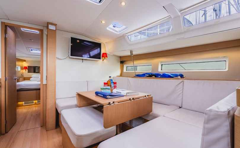 Sun Odyssey 490