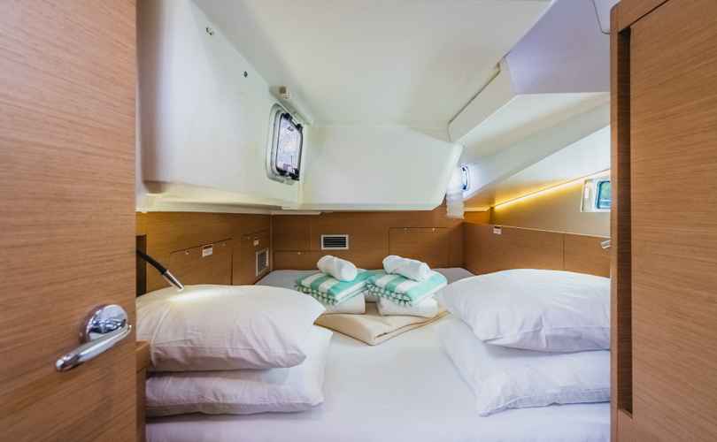 Sun Odyssey 490