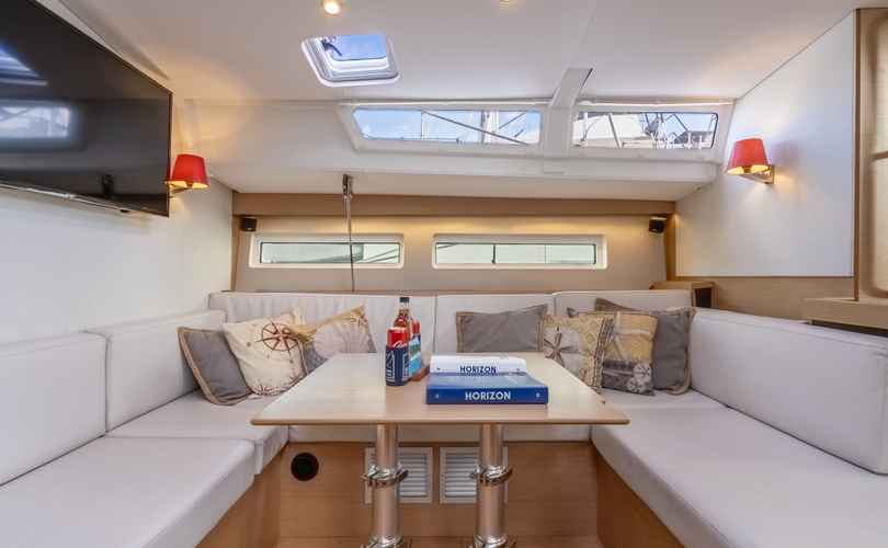 Sun Odyssey 490