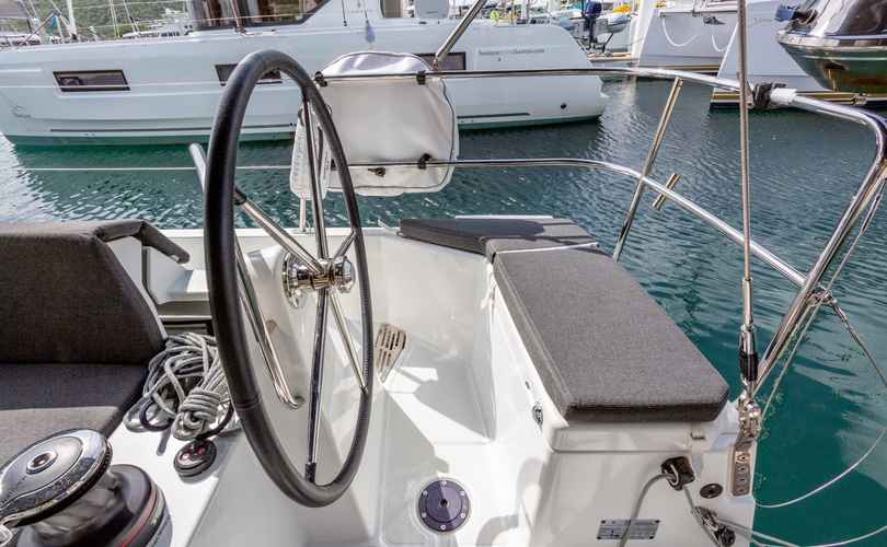 Sun Odyssey 490
