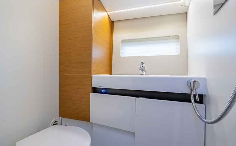 Sun Odyssey 490