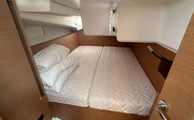Photo Sun Odyssey 490 (2023)