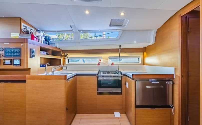 Sun Odyssey 490