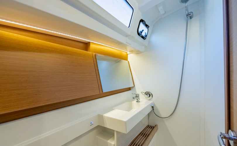 Sun Odyssey 490