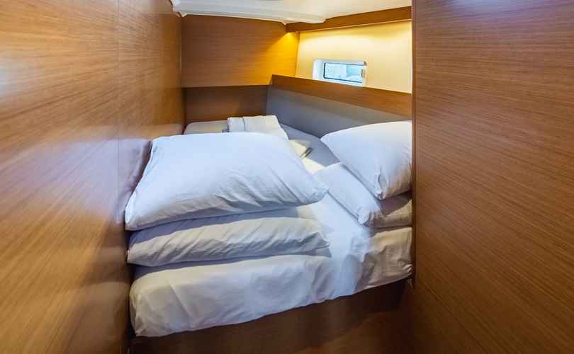 Sun Odyssey 490