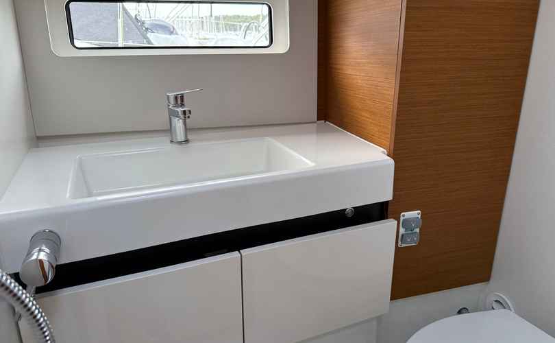 Sun Odyssey 490