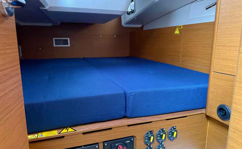 Sun Odyssey 490