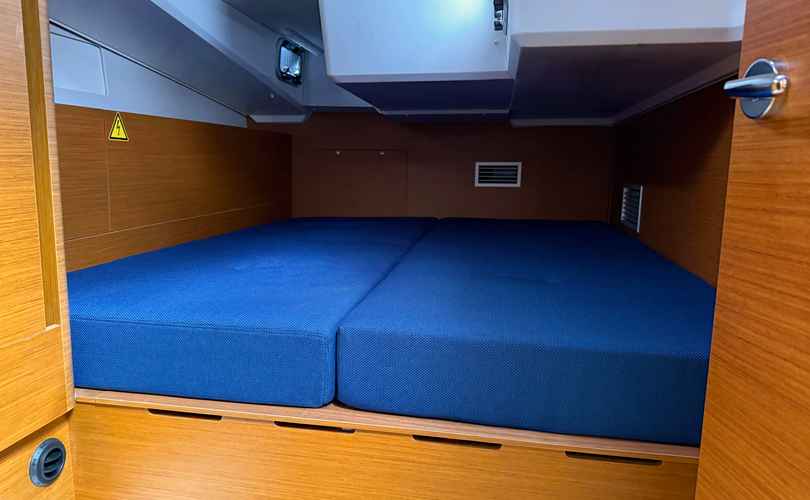 Sun Odyssey 490